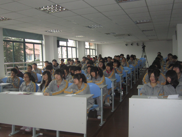 2012年4月9日上海市第二轻工业学校禁毒流动