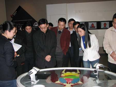 武汉团市委书记胡亚波一行22人来上海市禁毒科普教育馆参观考察  2010.3.23