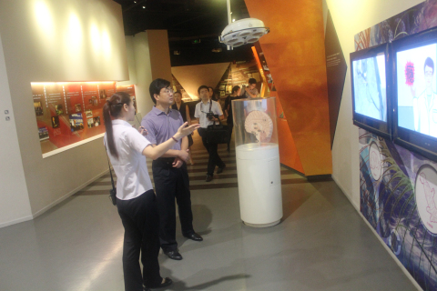 共青团湖南省常德市一行5人来上海市禁毒科普教育馆参观考察 2014.7.25