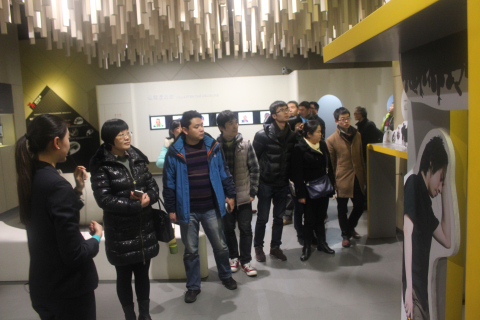 浙江省杭州市上城区禁毒办一行19人来上海市禁毒科普教育馆参观考察 2015.1.16