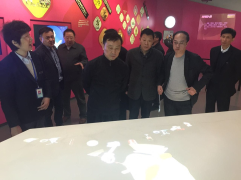 湖北省武汉市公安局一行10人来上海市禁毒科普教育馆参观考察 2015.3.24