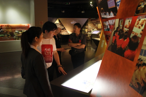 北京市禁毒志愿者总队一行3人来上海市禁毒科普教育馆参观考察 2015.5.19