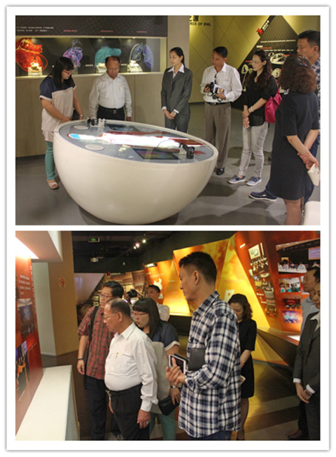 缅甸禁毒协会会长吴梭温一行2人来上海市禁毒科普教育馆参观访问 2015.5.29