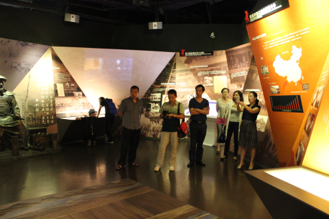 浙江省丽水市禁毒办一行4人来上海市禁毒科普教育馆参观考察 2015.7.30