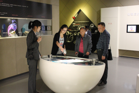 江西省宜春市禁毒支队一行4人来上海市禁毒科普教育馆参观考察 2015.10.28.