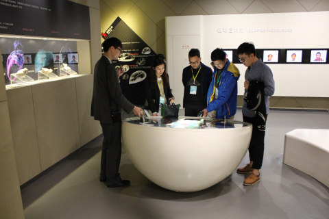 澳门青年议会2015上海交流学习团一行25人来上海市禁毒科普教育馆参观访问 2015.11.11