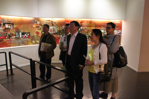 湖南湘西州民族青少年服务中心一行4人来上海市禁毒科普教育馆参观考察 2016.5.11