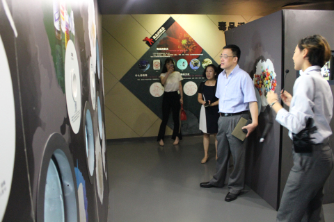 静安区科协主席陈少东一行4人来上海市禁毒科普教育馆参观调研 2017.8.18