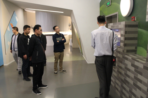 四川省达州市公安局禁毒大队一行10人来上海市禁毒科普教育馆参观考察并座谈 2017.11.7