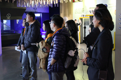 新加坡人民协会青年运动代表团一行8人来上海市禁毒科普教育馆参观访问 2017.12.3