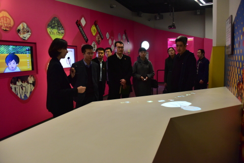 贵州省遵义市团市委书记牛伟一行8人来上海市禁毒科普教育馆参观考察 2018.1.17